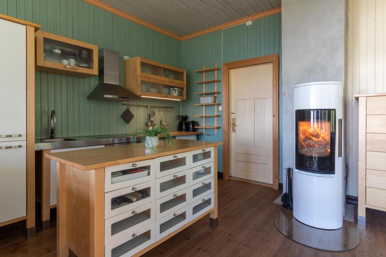 Feriehus Med Flott Havutsikt Ved Hauklandstranden Leknes Exterior foto